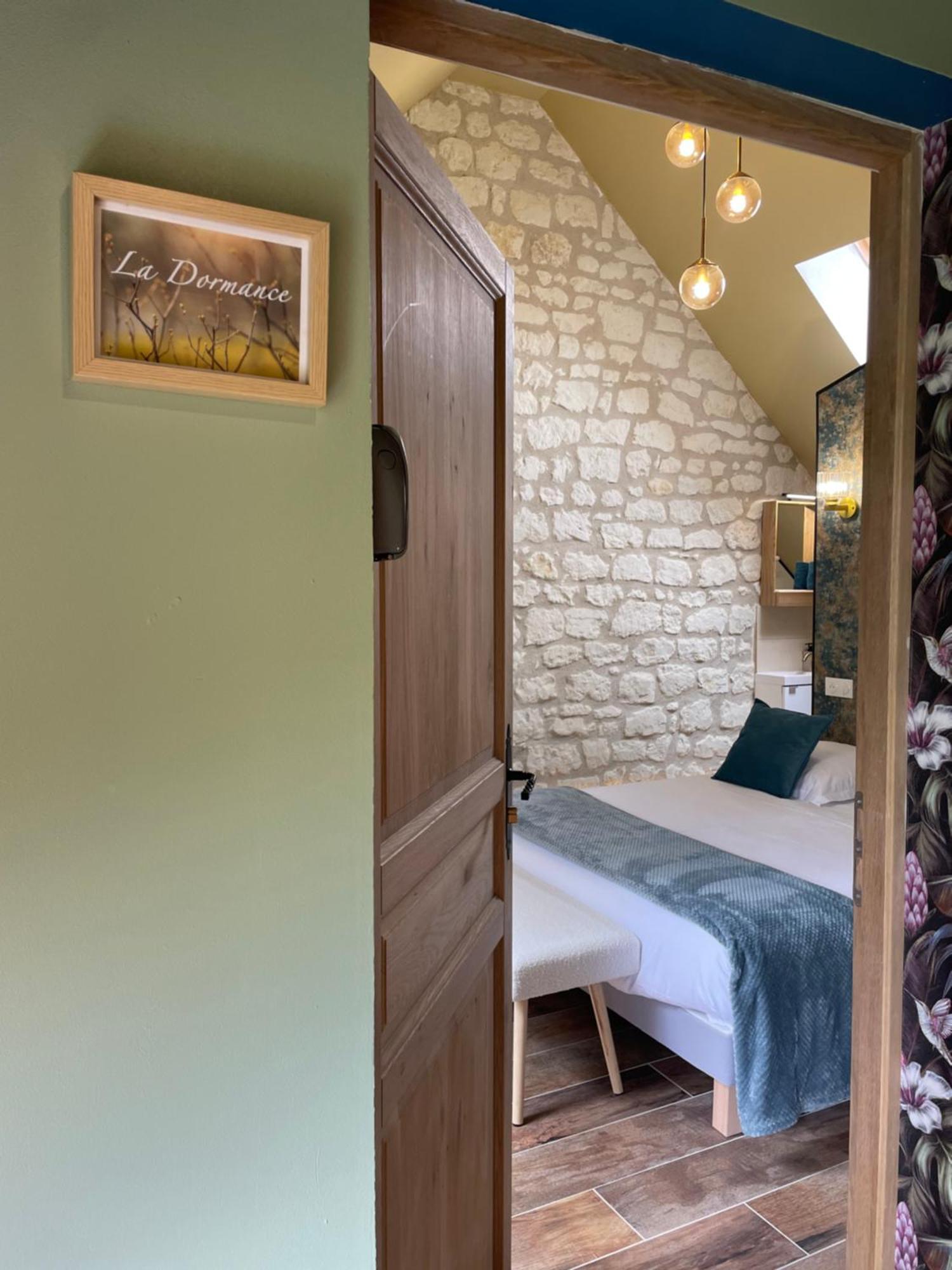 Le Relais, La Dormance, Le Bois Dormant Hotel Chateauvieux  Luaran gambar
