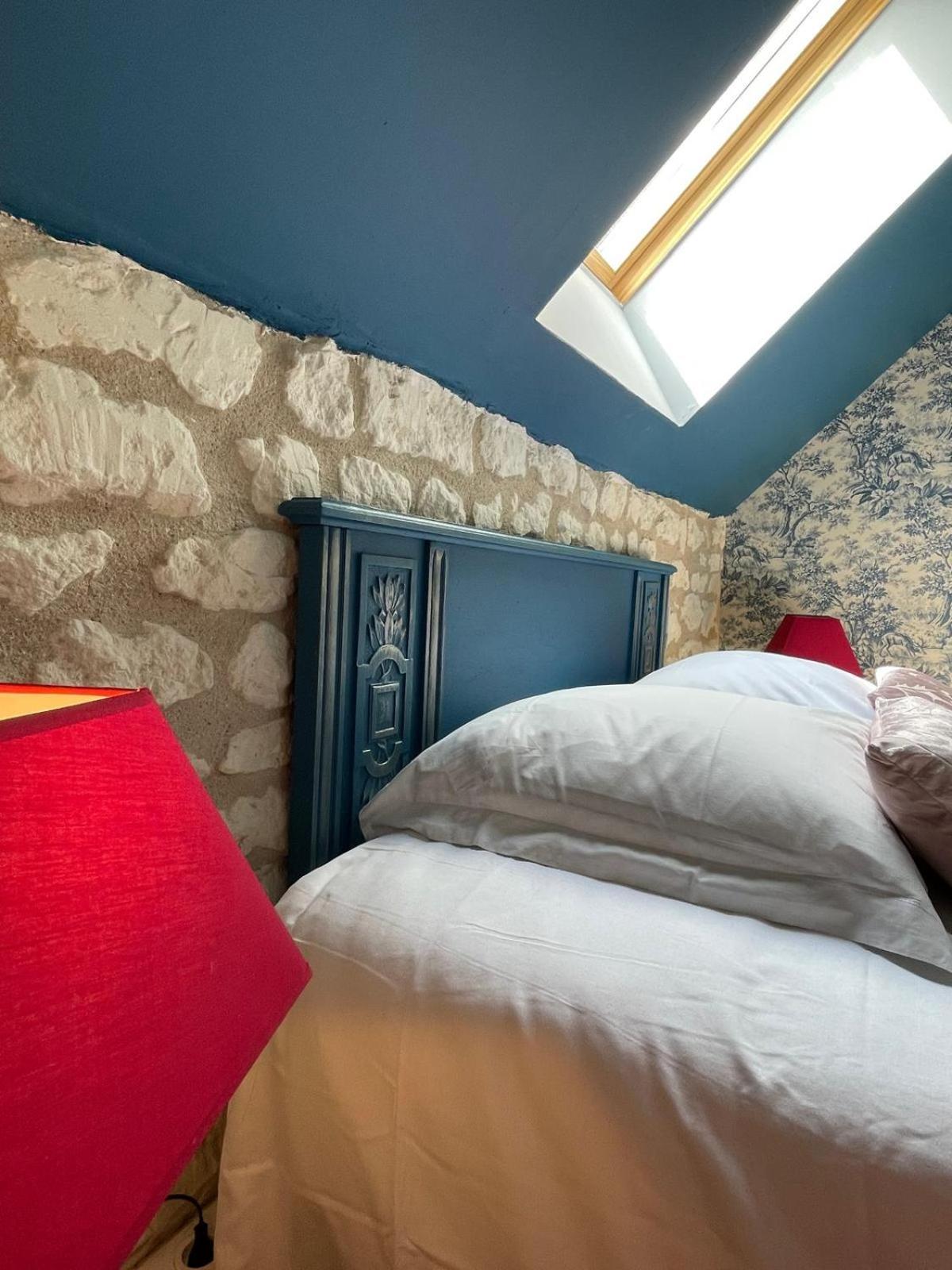 Le Relais, La Dormance, Le Bois Dormant Hotel Chateauvieux  Luaran gambar